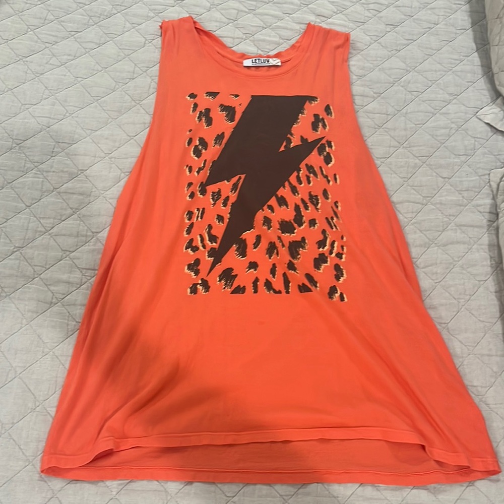 Anthropology tank